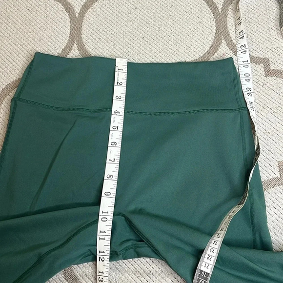 💚 Fabletics Motion 365 Boost PowerHold High-Waisted 7/8 Leggings - Picture 4 of 10